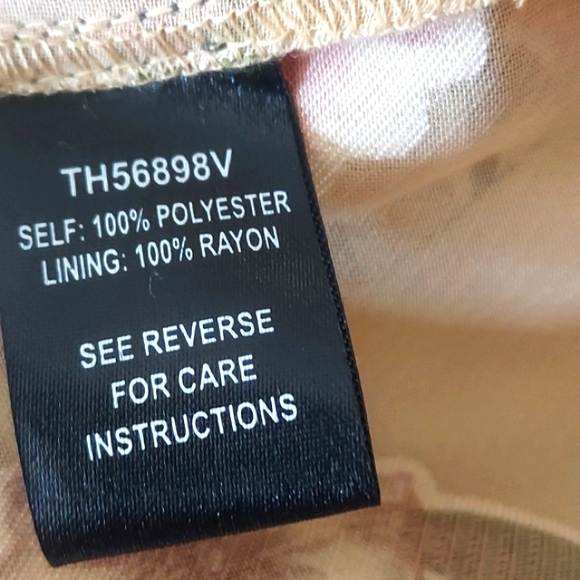 NEW Floral Top SzM Cute - Picture 8 of 10